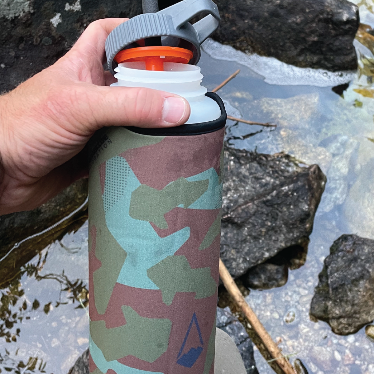 Reversible Bottle Sleeve Topo